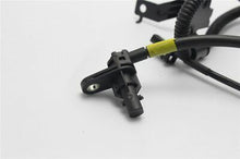 Load image into Gallery viewer, Genuine Front Right ABS Wheel Speed Sensor for 07-10 Kia Rondo, 95670-1D100