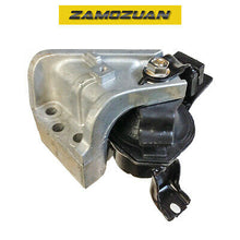 Load image into Gallery viewer, Front Right Engine Motor Mount w/ Bracket 03-06 for Mitsubishi Outlander 2.4L