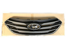 Load image into Gallery viewer, Genuine Radiator Grille w/o Camera 17-18 for Hyundai Santa Fe Sport 863502WAA0