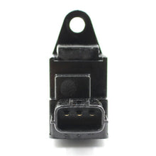 Load image into Gallery viewer, Ignition Coil Rear Side 3PCS 2000-2001 for Infiniti I30 / Maxima 3.0L, V6, UF348