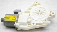 Load image into Gallery viewer, Genuine Right Power Window Motor 2006-2010 for Kia Optima 2.4L 2.7L 834602G000