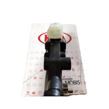 Load image into Gallery viewer, Genuine Front Left Window Motor 10-13 for Kia Forte Soul 1.6 2.0 2.4L 824501M000